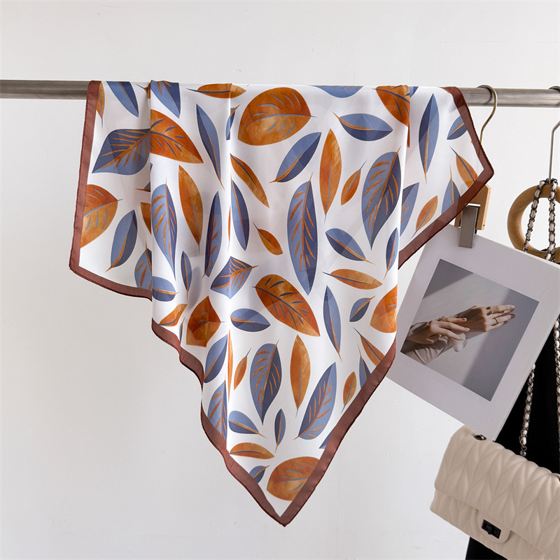 Luxury Brand Print 70cm Square - Scarf Silk Square ulasan dan harga